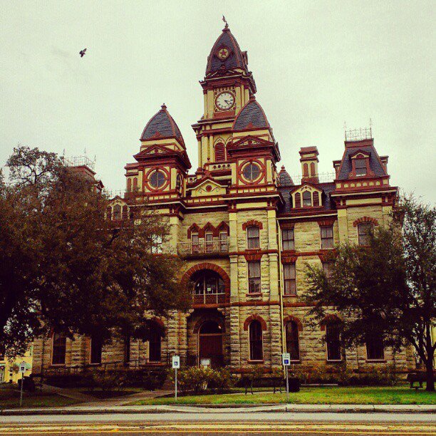 Waiting for Guffman Lockhart courthouse 