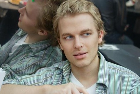 ronan.farrow